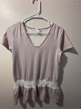 Venus Short Sleeve V-Neck Peplum Top in Light Tan
